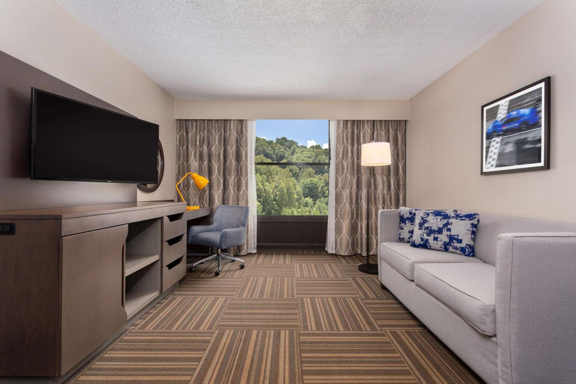 Hampton Inn Bristol Kültér fotó